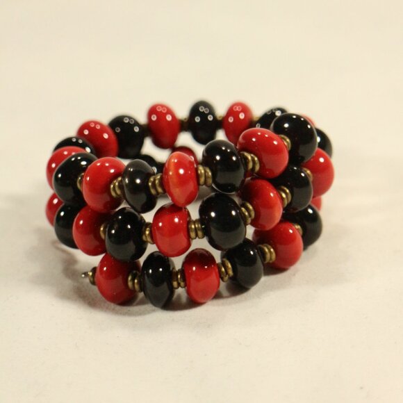 KAZURI BEADS Handmade Warrior Bright Red/Black Wraparound Bracelet OS - Picture 3 of 4